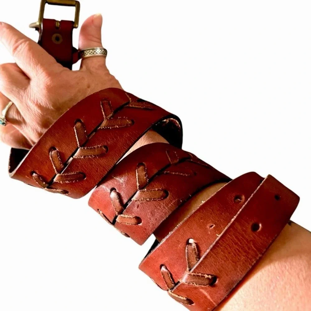 Abercrombie & Fitch brown leather double buckle belt with braided stitching 40